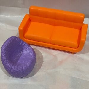 Barbie  Dream House Sofa and Bean bag chair